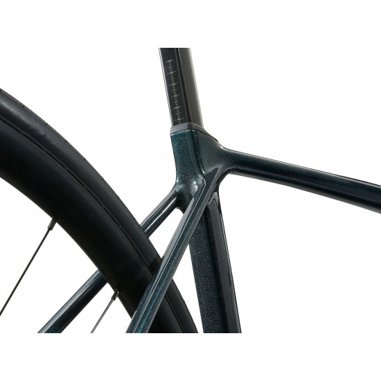 2025 Giant TCR Advanced 1 KOM Road Bike 2025 Giant TCR Advanced 1 KOM Road Bike
