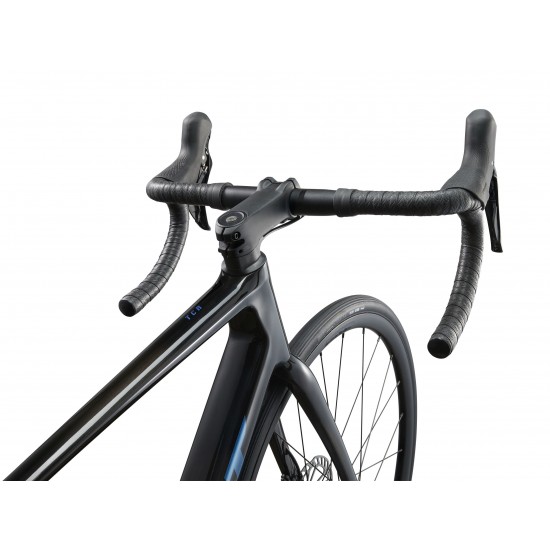2025 Giant TCR Advanced 2 Road Bike 2025 Giant TCR Advanced 2 Road Bike