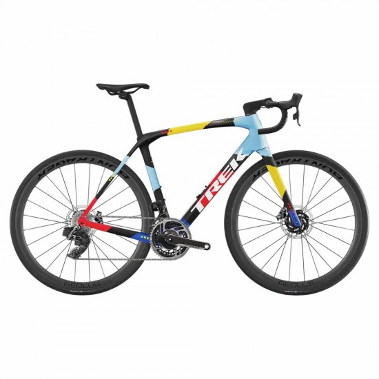 2025 Trek Domane SLR 8 AXS Gen 4 Road Bike 2025 Trek Domane SLR 8 AXS Gen 4 Road Bike