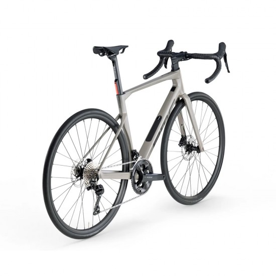 2025 BMC Roadmachine Three Road Bike